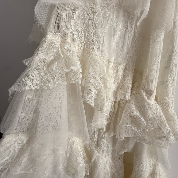 Kimchi Blue Brynn Lace Midi Dress - Picture 3 of 5